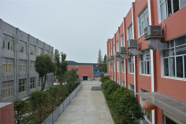 厂房